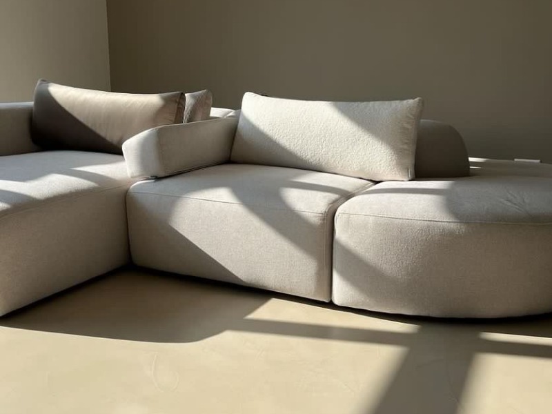 Zandkleur beige gietvloer