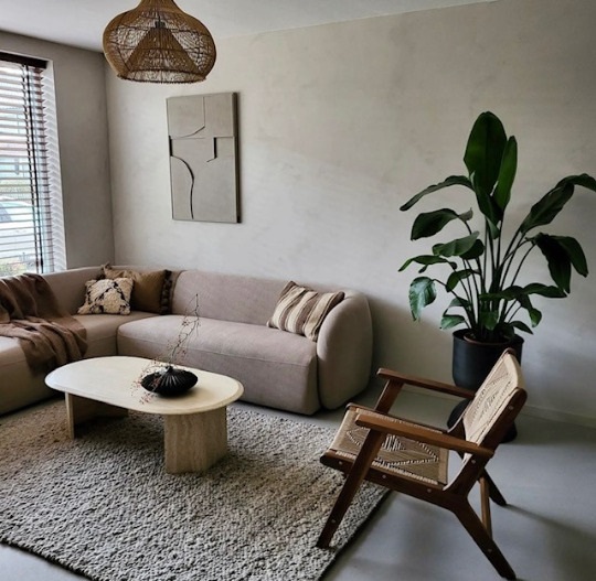 Naadloze Lavasteen gietvloer PREMIUM in Japandi interieur