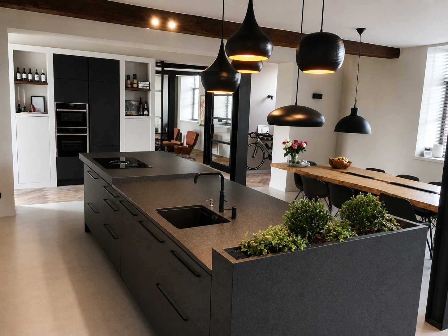 Design Woonbeton in Sand Grey — keuken monumentaal pand Veldhoven.